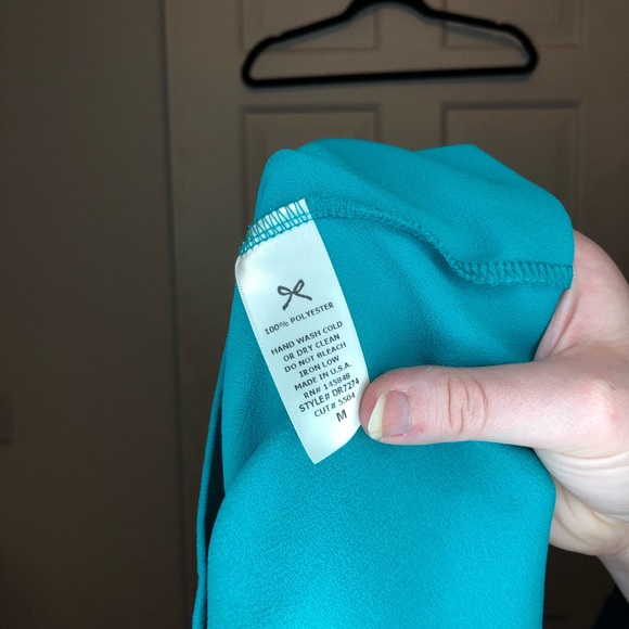 Everly lace-up back sheath dress - Picture 4 of 4